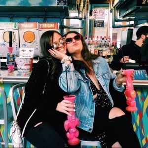 Meet your Posher, Megan